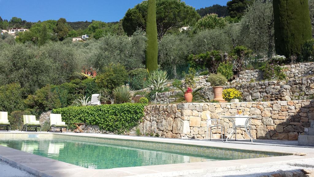 La Bergerie St Antoine Bed & Breakfast Speracedes Exterior photo